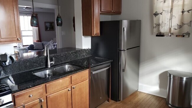 Building Photo - 619 Washington Blvd