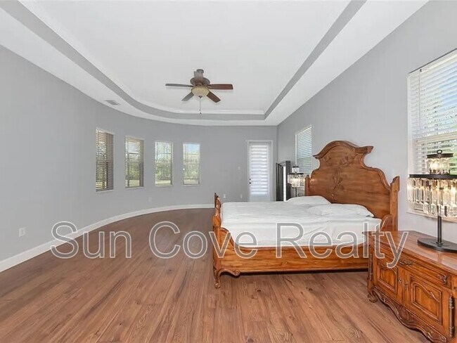 Building Photo - 6407 213th St E