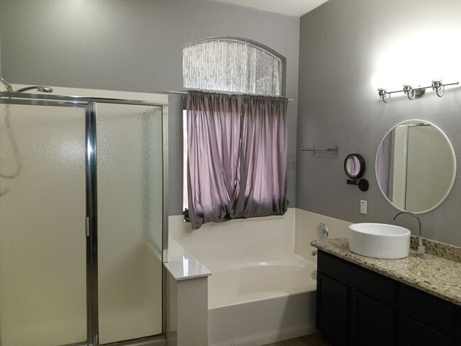 Building Photo - Very Spacious House- Near Cardinal Stadium