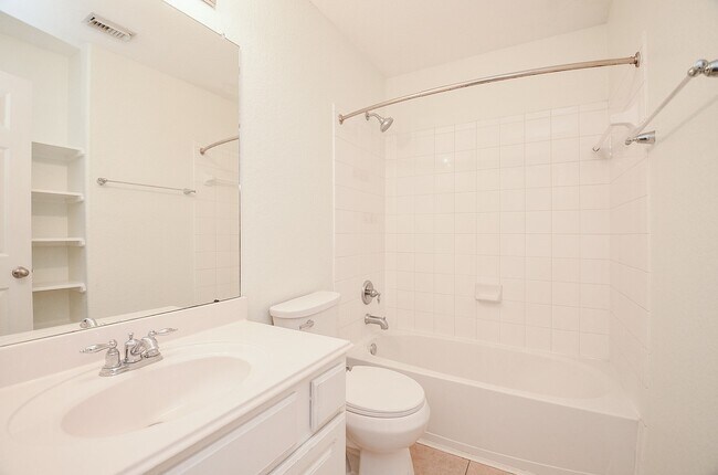 Building Photo - 14630 Windwood Park Ln
