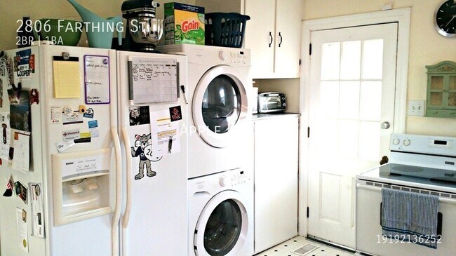 Building Photo - 2806 Farthing St