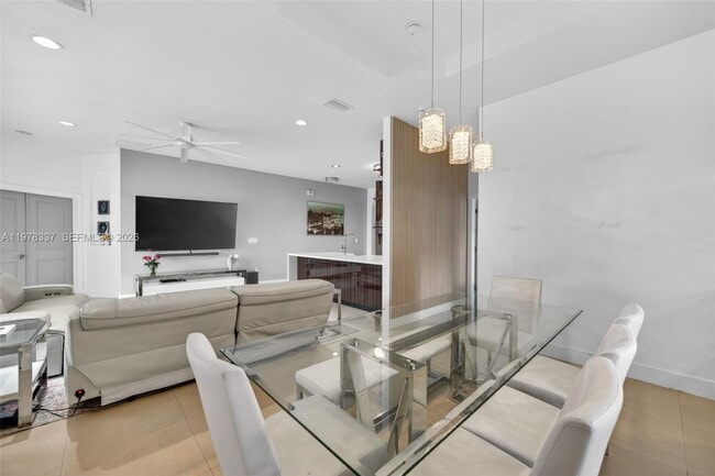 Building Photo - 14541 SW 16th St