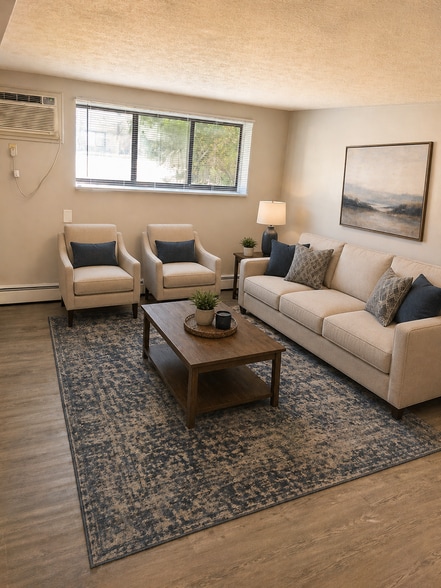 Interior Photo - Freelander Apartments