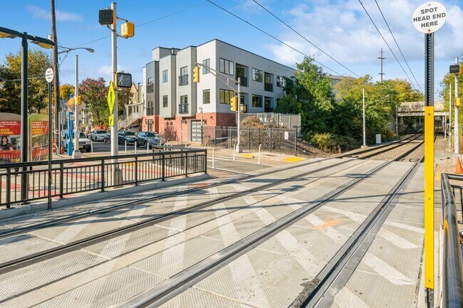 Building Photo - 201-205 Randolph Ave