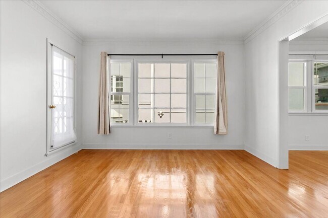 Primary Photo - Remodeled 2-Bedroom Apartment Near UCLA with Private Balcony