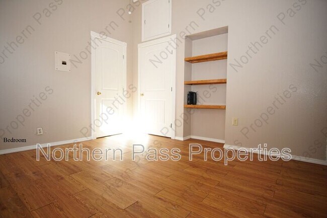 Building Photo - 1104 Myrtle