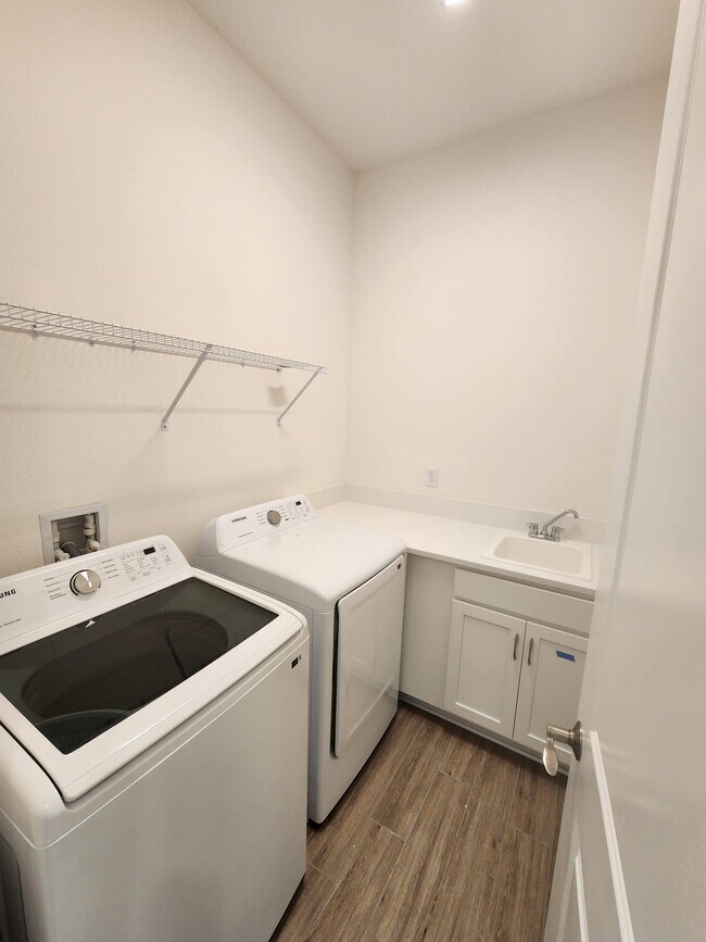 Building Photo - 9714 Bucklow Hill Dr