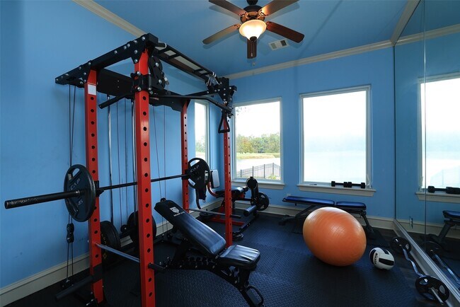 Building Photo - 22 Post Shadow Estate Dr