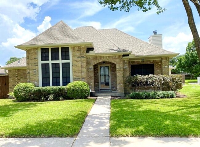 Primary Photo - 2723 Hot Springs Dr