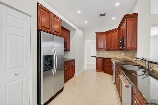 Building Photo - 9308 Lake Serena Dr