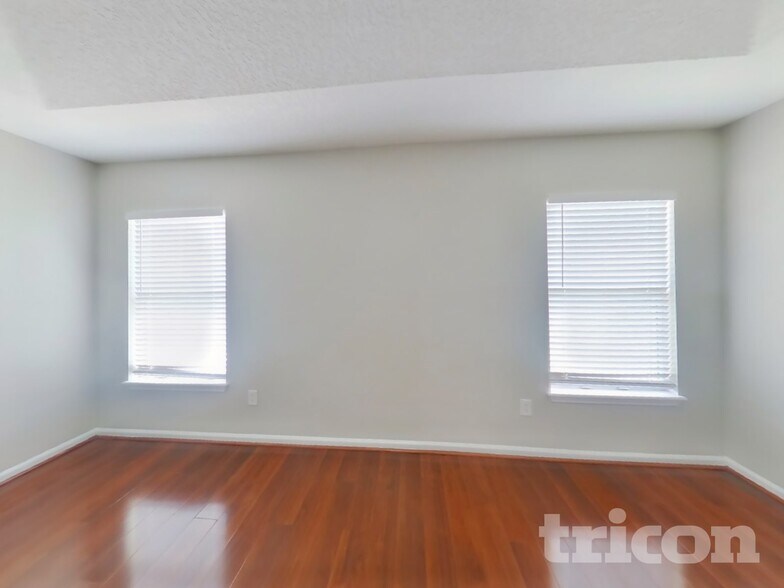 Building Photo - 3582 White Cow Ct