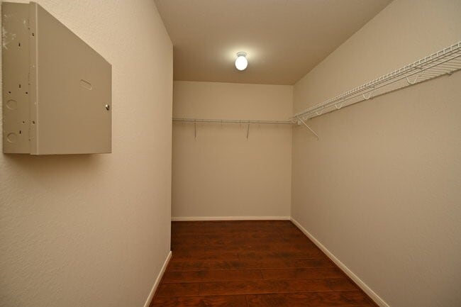 Building Photo - 9403 Coatsworth Dr