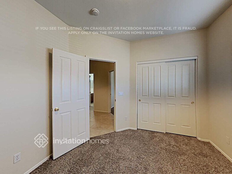 Building Photo - 16037 W Banff Ln