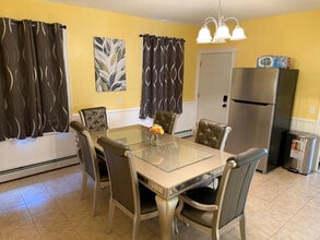 Building Photo - 80 Potters Ave