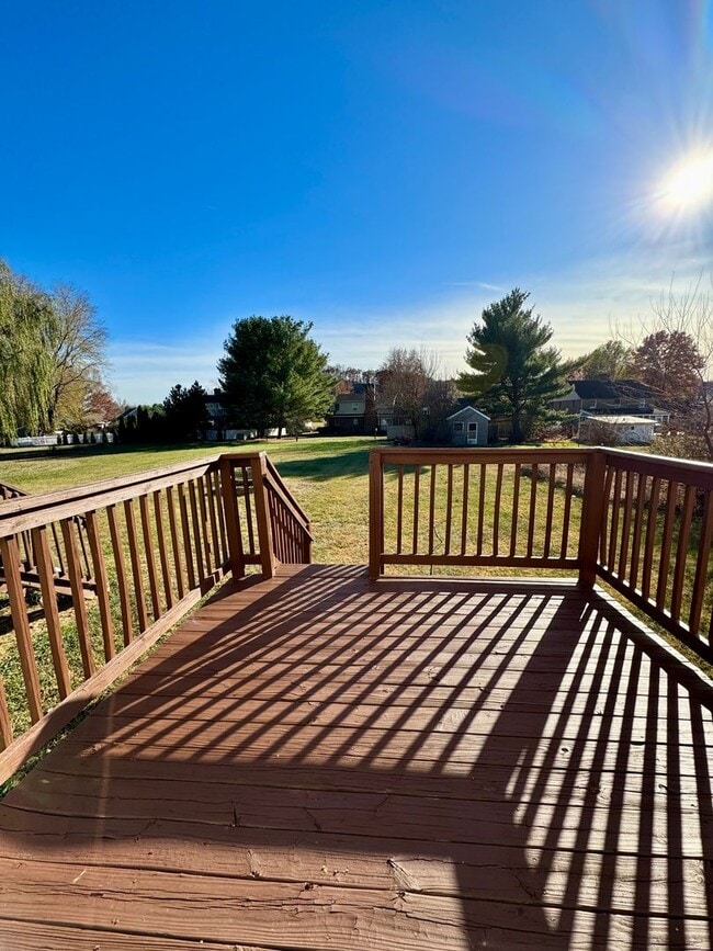 Building Photo - Duplex for Rent in TA school District