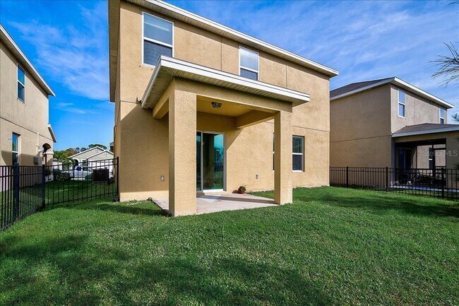 Building Photo - 4838 San Palermo Dr