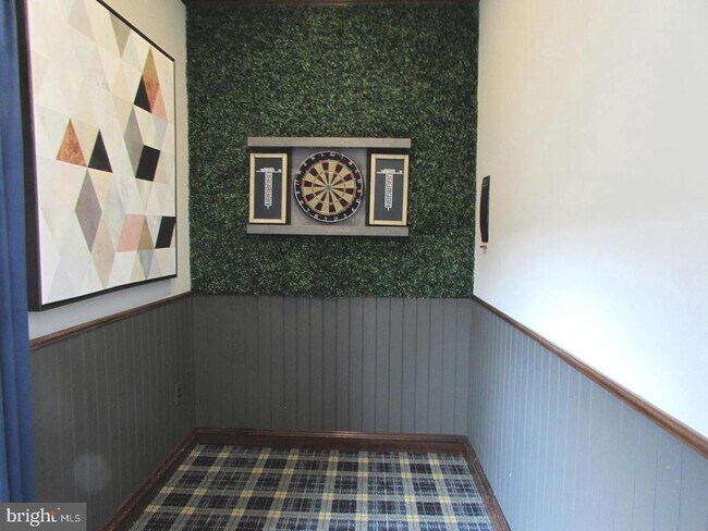 Building Photo - 12945 Centre Park Cir