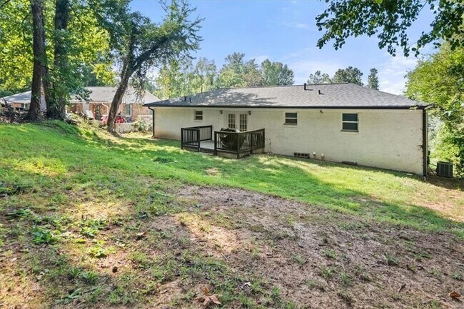 Building Photo - 5300 Binford Pl SW