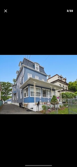 Primary Photo - 550 Jefferson Ave