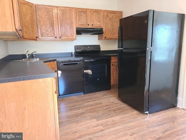 Building Photo - 524 Washington St