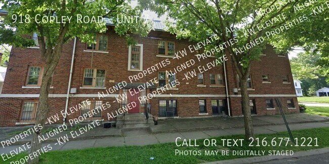 Building Photo - 918 Copley Rd