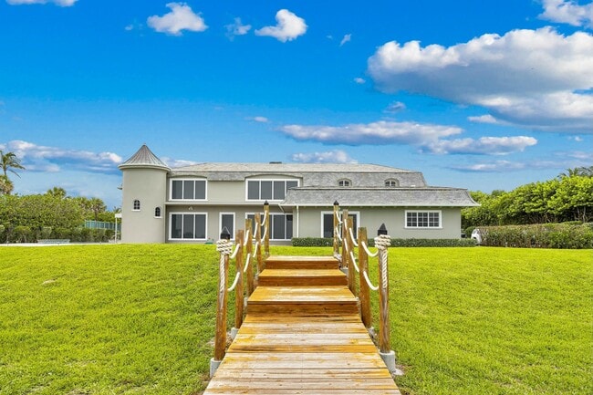 Building Photo - 477 S Beach Rd