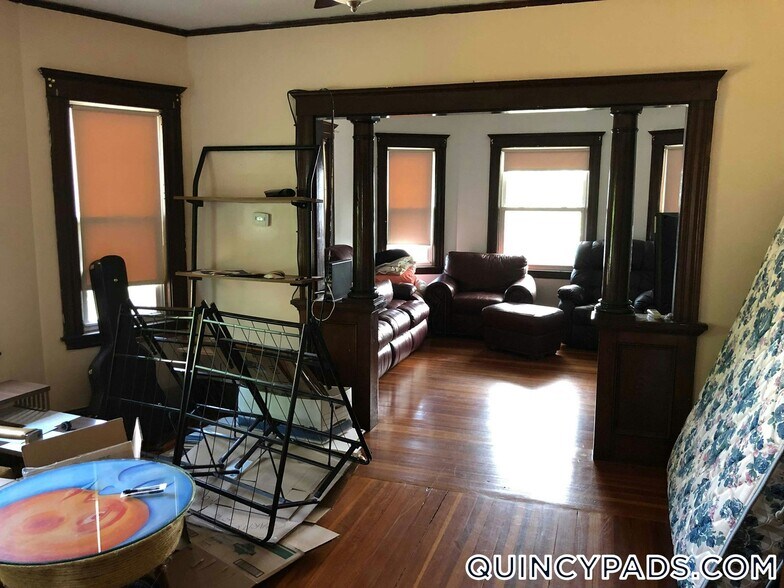 Building Photo - 36 Summer St