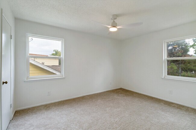 Building Photo - 1832 Wonderlight Ln