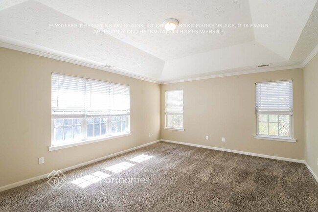 Building Photo - 1418 Fall River Dr