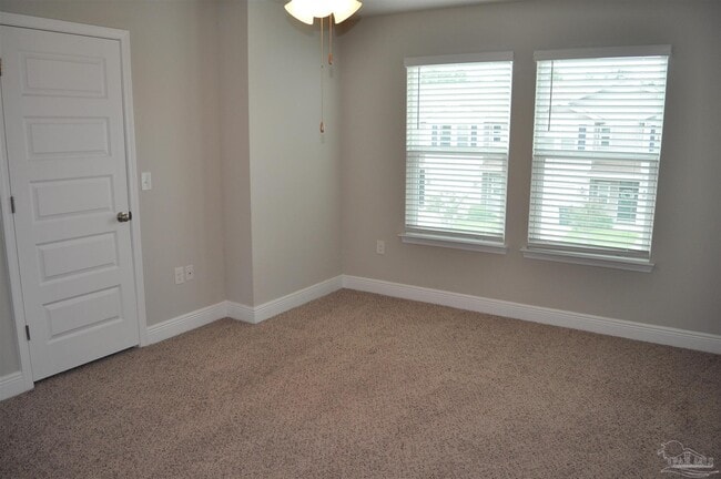 Building Photo - 6060 Royal Port Ct
