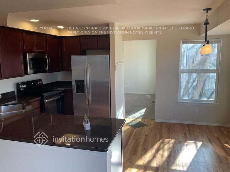 Building Photo - 3455 Birnamwood Dr