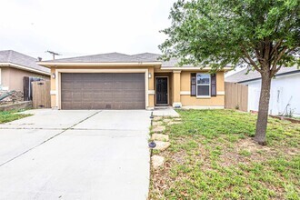 Building Photo - 715 Bartolome Ln
