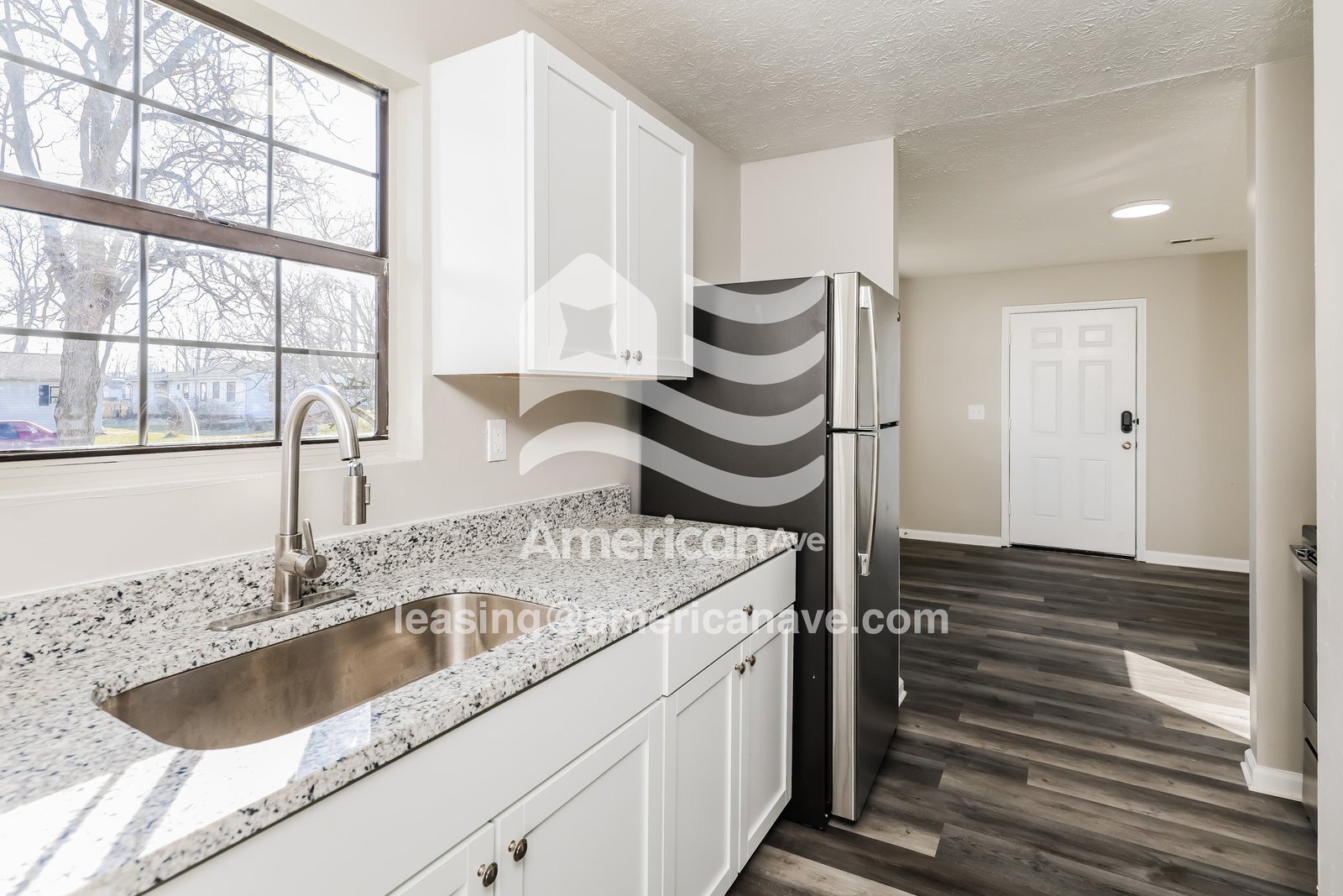 Building Photo - 1851 Norwood Ave