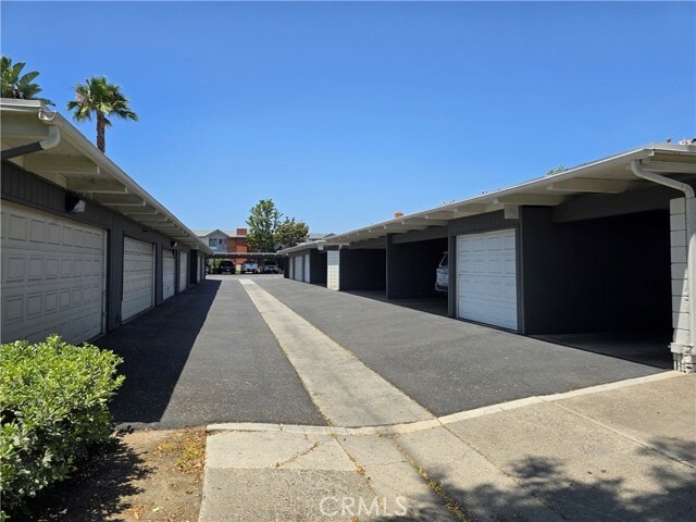 Building Photo - 16578 Montego Way
