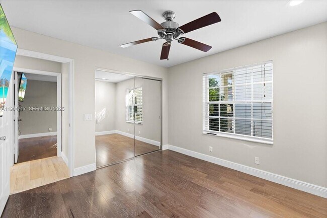 Building Photo - 642 Heritage Dr