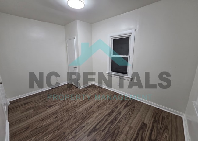 Building Photo - 1302 Cypress St