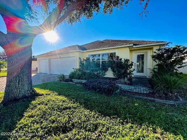 Building Photo - 565 Limerick Dr