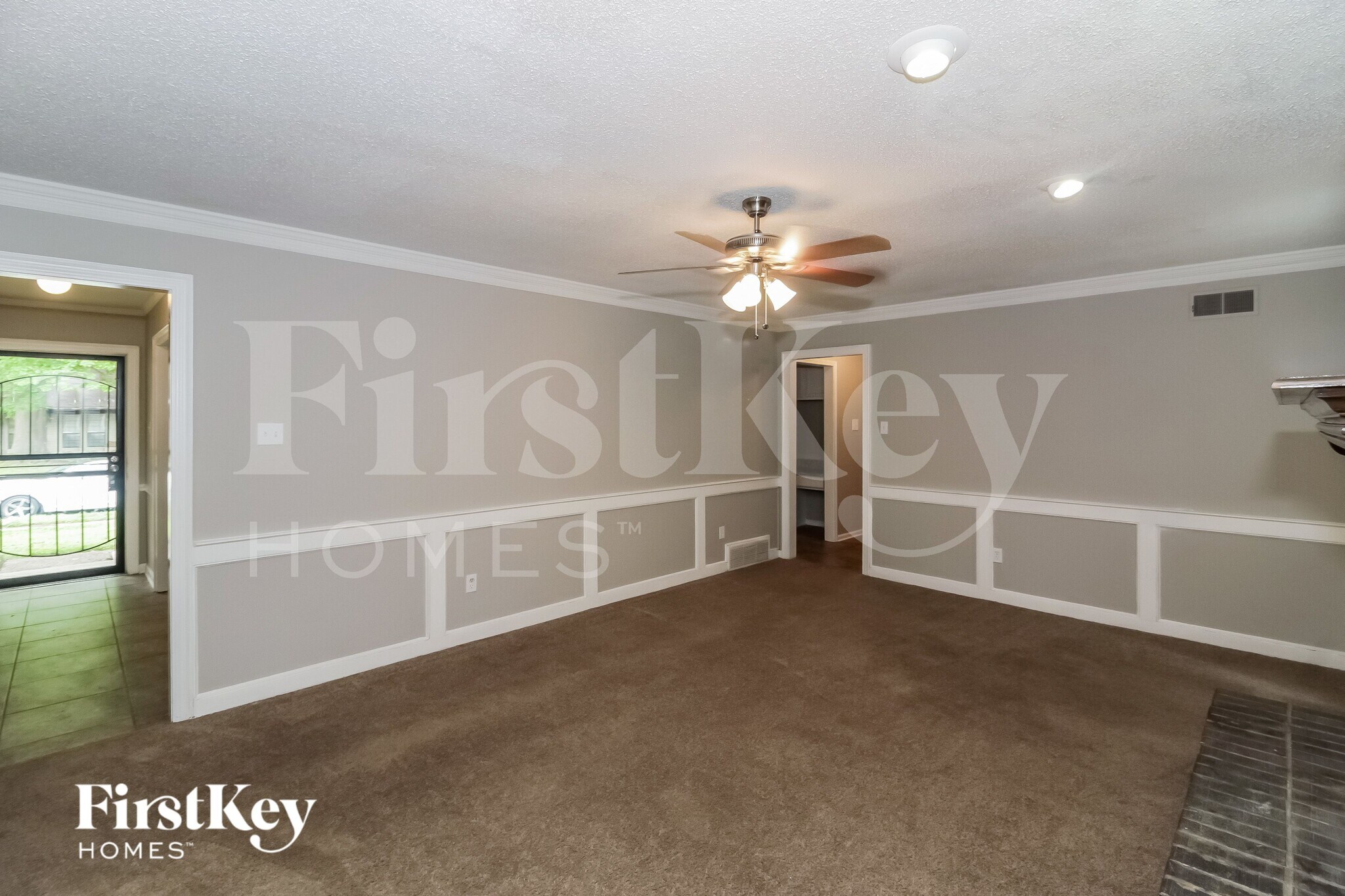 Building Photo - 4619 Leash Ln