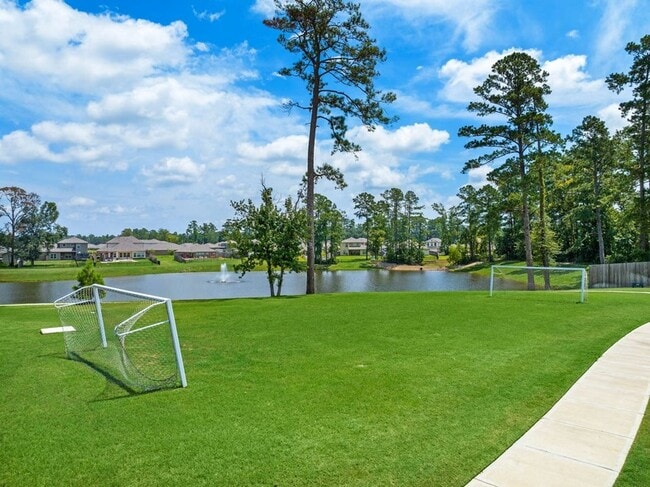 Building Photo - 8606 Blueberry Ash St