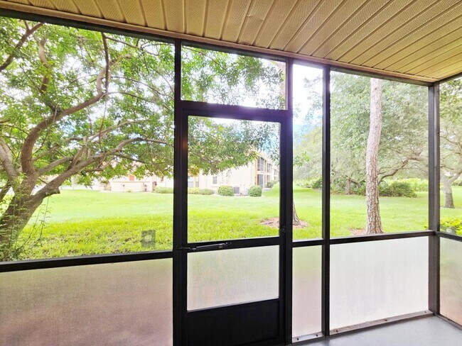 Building Photo - 7838 Sugar Bend Dr