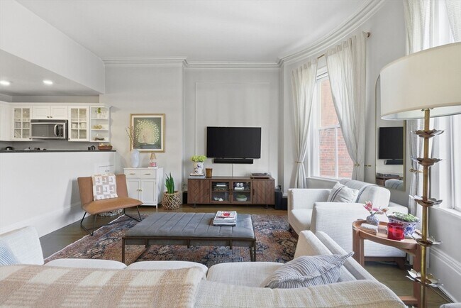 Building Photo - 80 W Concord St