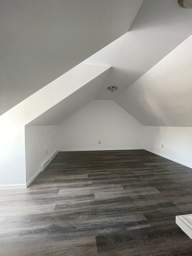 Building Photo - Fully Renovated 4BR Home – Move-In Ready with Spacious Layout & Modern Upgrades!