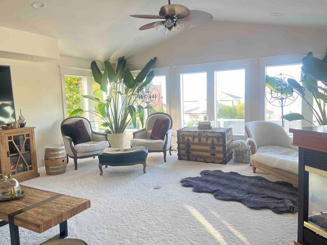 Building Photo - 2724 N Starr St