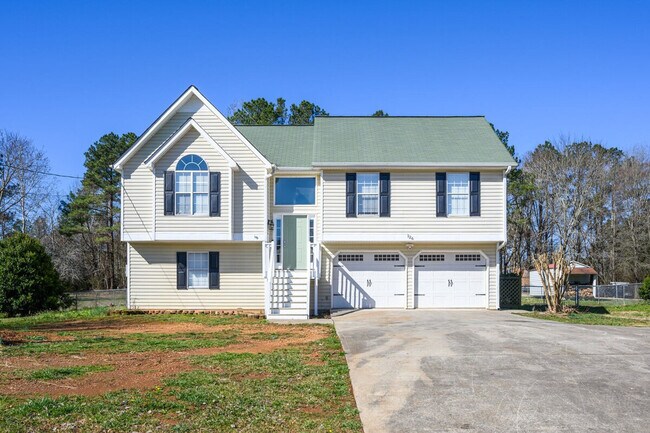 Building Photo - 126 Manning Mill Rd