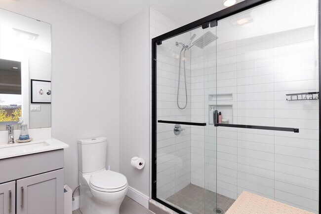 Building Photo - 11 Walley St