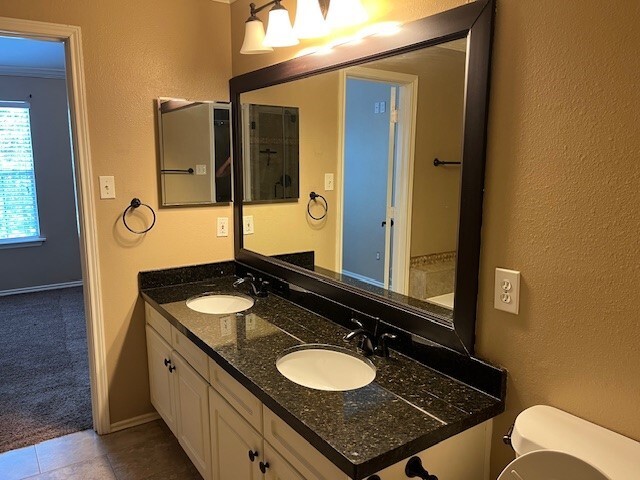 Building Photo - 93 N Villa Oaks Dr