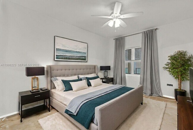 Building Photo - 3330 NE 190th St