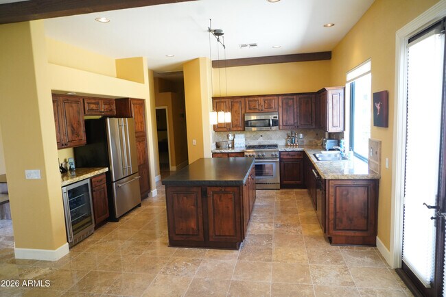 Building Photo - 3340 S Camellia Pl