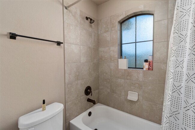 Building Photo - 1834 Jara Court