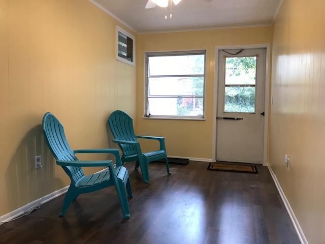 Sunroom - 35 Mount Pleasant Ave